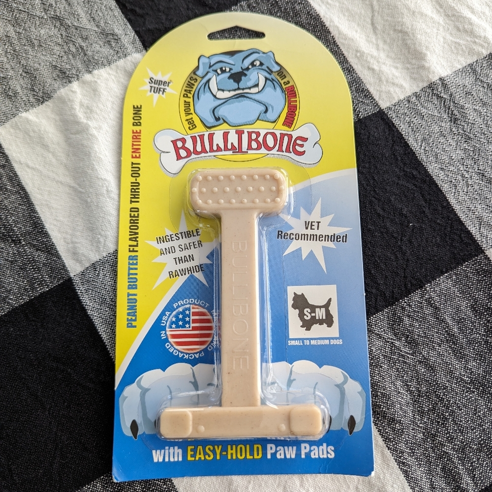Bullibone Peanut Butter-Flavored Dental Hygiene Chew Toy